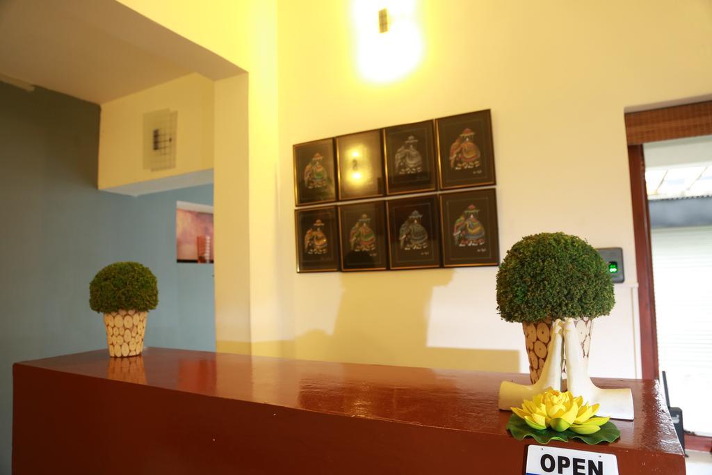 The Canes Boutique Hotel Colombo Exteriör bild