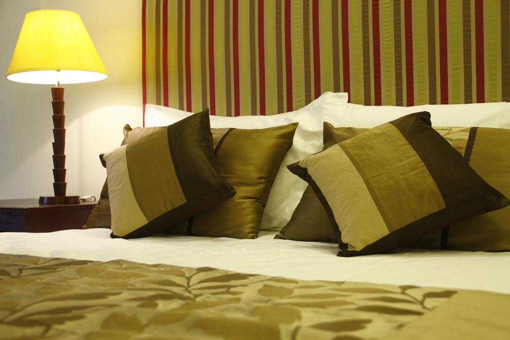 The Canes Boutique Hotel Colombo Rum bild