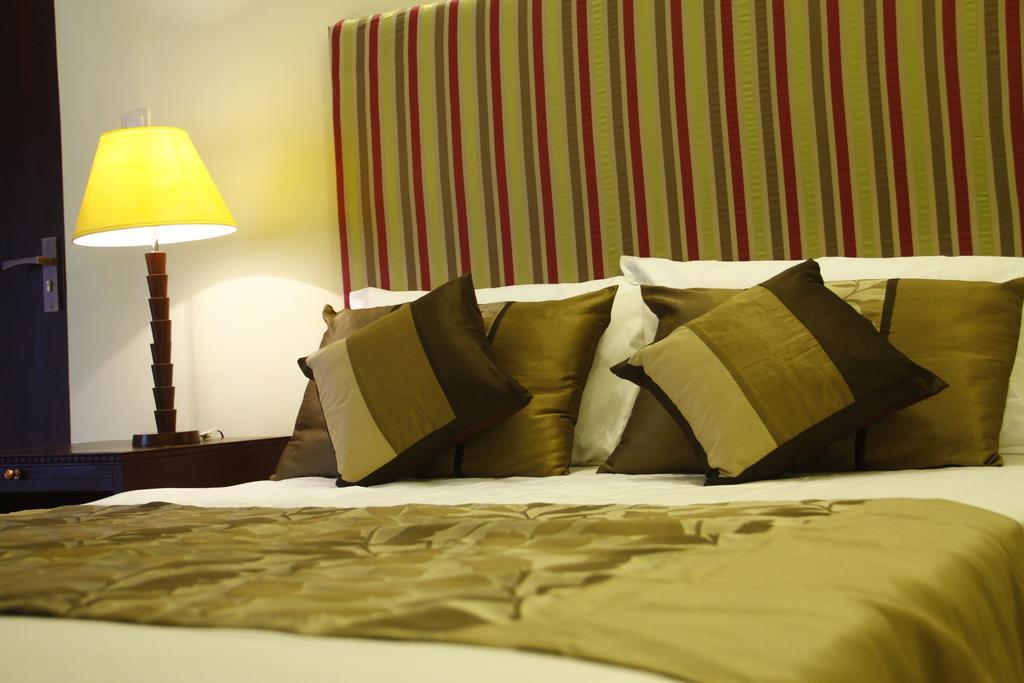 The Canes Boutique Hotel Colombo Rum bild